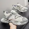 Zapatos de papá de suela gruesa 2026 verano nuevo versión coreana de moda juvenil malla transpirable deportivos casuales zapatillas para correr