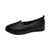 Sandalias de Verano Perforadas de Suela Blanda con Puntera Cerrada Hueca para Mamá, Zapatos Mula Antideslizantes, Zapatos Planos para Mujeres de Mediana Edad, Transpirables