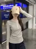 Camiseta de Manga Larga con Bloques de Color y Rayas, Cuello Semiabierto Abotonado, Hombro Normal para Mujer, Otoño e Invierno 2026, Camisa Base de Manga Larga Ajustada con Cuello Henley