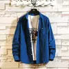 Camisa de pana para hombre de manga larga al por mayor, color liso, simple, coreana, corte slim, camisa coreana de corte slim para hombre, top para hombre