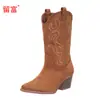 Chegada Nova Outono/Inverno 2026 Em Estoque Comércio Exterior Tamanho Grande Salto Baixo Botas Femininas WISH Botas de Couro Femininas Europeias Americanas