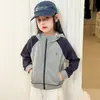 Moletom com Capuz Casual Curto Colorido em Patchwork Estiloso Aimo Beibei para Meninas Jaqueta Moletom com Capuz Estilo Coreano