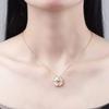 Colar feminino de aço titânio com pingente de trevo de quatro folhas em forma de coração de madrepérola branca, um colar de duas formas de usar, corrente clavicular, atração de coração para coração, Europa e Estados Unidos