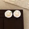 Aretes de Perla Cepillada Estilo Francés de Alta Gama, Lujo Accesible y Casual, Diseño de Nicho, Versátiles para el Uso Diario, Aretes Exquisitos