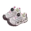 Novos Sapatos de Caminhada ao Ar Livre de Verão 2026 para Crianças, Tênis Esportivos Casuais Respiráveis para Meninos, Sapatos de Malha Antiderrapantes para Meninas