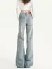 Jeans azules claros para mujer, nueva moda de otoño, pantalones acampanados adelgazantes, holgados y versátiles, no ajustados, pantalones ligeramente acampanados A14123