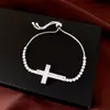 Pulsera de Zirconia Cúbica tipo tirador con Cruz para Mujer Brazalete de Lujo Ligero y de Alta Gama para Mujer Diseño de Nicho Accesorios de Joyería para Manos
