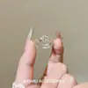 Anel Versátil para Uso Diário Criativo de Alta Qualidade com Design de Nicho Minimalista Exquisito, em Forma de Coração com Diamante Redondo, Estilo Francês de Luxo Leve