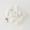 Roupas de bebê para outono e inverno, conjunto de duas peças com acolchoamento de algodão de 60g, Classe A, agasalho acolchoado de inverno para bebês e crianças pequenas