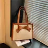 Bolsa Grande Capacidade Transfronteiriça para Mulheres 2026 Verão Nova Versátil Moda Ombro Tendência Trabalhadora Retro Casual Bolsa Tote