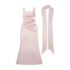 Atacado Transfronteiriço Verão 2026 Moda Europeia e Americana Casual Vestido Slim-Fit com Lenço e Alças de Espinha de Peixe para Mulheres H5003