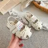 Sandalias de Encaje Estilo Ballet para Niña Hada 2026 Verano Nueva Moda Antideslizantes con Lazo Zapatos de Princesa Modernos