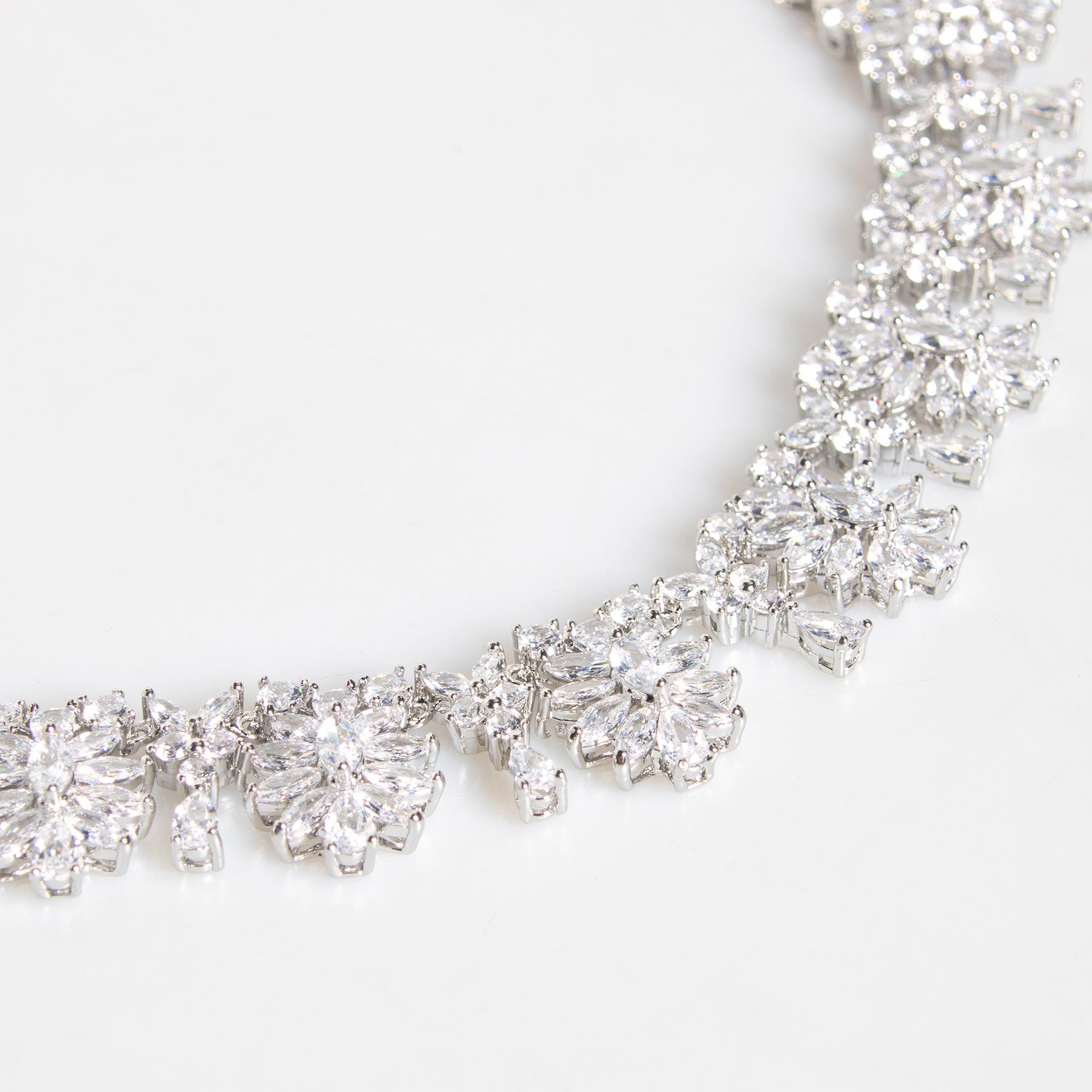 00ef5cc411c57744f5e485f8d8e46d