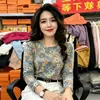 Camiseta de manga larga con estampado de malla de doble capa para comercio exterior transfronterizo para mujer, top ajustado de cuello redondo para mujeres de mediana edad y mayores, moda de otoño
