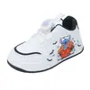 Zapatos Nuevos de Primavera y Otoño 2026 para Niños Pequeños, Niñas y Niños, Tenis Blancos de Cuero de Moda con Dibujos Animados de Caña Media