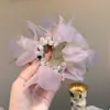 Goma para el Cabello con Lazo de Malla de Perlas Estilo Coreano y Flor con Bordado para Mujeres, Accesorio de Lujo Ligero de Gama Alta para Moño