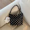 Bolsa de Ombro com Bolinhas Modelo Novo Inverno 2025 Estilo Coreano Feminino Bolsa de Mão Moda Casual Nicho Bolsa de Ombro para Mulheres
