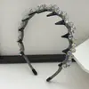 Diadema de Onda Dentada de Cristal Iridiscente de Lujo Ligero para Mujeres 2026 Elegante Temperamento Diadema Alto para la Parte Superior del Cráneo Hace que la Cara Parezca Más Pequeña Goma para el Cabello