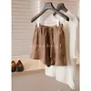 Shorts de linho de cintura alta com cordão, textura relaxada e casual, versátil e ótimo para alongar as pernas, amigável para tipos de corpo pera.