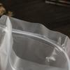 Bolsas de embalaje autosellantes autosoportadas esmeriladas al por mayor transparentes de plástico para refrigerios, té perfumado, fruta seca