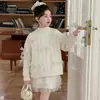 Conjunto de suéter de pele de mink para meninas, nova coleção outono 2026, malha da moda estilo coreano, roupas infantis, saia curta