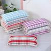 Fundas de almohada de algodón grueso tejidas densamente y engrosadas al por mayor del fabricante, se pueden rellenar por sí mismas, sin relleno, paquete individual, rayadas, diseño simple