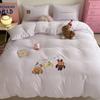 Estilo Ins Lindo Invierno Engrosado Súper Suave Tallado Terciopelo de Leche Cuatro Piezas Waffle Funda de Edredón Bordado Sábana Cálida para Cama
