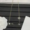25 Modelos Nuevos de Collares Réplica Chanel con Forma de Estrella y Letra Doble C, Moda de Lujo Ligero Versátil para el Día a Día, Venta al por Mayor