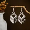 Aretes Étnicos de Pavo Real con Borlas, Aretes Huecos Personalizados con Hojas, Aretes Retro Estilo Étnico Imitación Plata Miao para Mujer