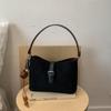 Bolsas Super Populares Outono e Inverno para Mulheres 2025 Nova Bolsa Saco Retrô de Grande Capacidade Estilo Coreano Moda Bolsa de Ombro Único Transversal