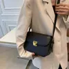 Bolso Femenino de Moda con Forma de Tofu 2024 Nuevo Diseño de Moda Bolso de Viaje Bolso Cruzado Pequeño Cuadrado