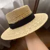 Sombrero de Paja Hueco Estilo Old Money para Mujer, Sombrero de Playa de Verano, Vacaciones en la Playa, Estilo Británico, Elegante, Sombrero de Copa Plana que Adelgaza el Rostro