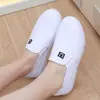 Zapatos de Lona Populares de Primavera Zapatos Perezosos de Mujer Zapatos Casuales Zapatos Planos de Tela Zapatos Blancos Zapatos de Mujer Mocasines Coreanos de Suela Gruesa