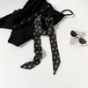 Punto de Onda Largo Cinta Larga Pequeña Ins Simple Todo Combinable Bufanda de Seda para el Cuello Pañuelo Cuadrado Pequeño Bufanda de Seda Estrecha Delgada Corbata para Mujer Bolsa