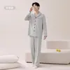 Algodón PuroPijama para Hombre Estilo Primavera/Otoño Manga Larga Juvenil Sencillo Se Puede Usar Fuera de Casa Conjunto de Ropa Nuevo Estilo 2026