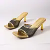 Novas Sandálias de Salto Alto com Strass e Tela 2026 Design de Nicho Cor Sólida Sexy Moda Sandálias Transparentes para Festa