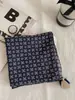 2026 Colgante de Borla para Año Nuevo Bufanda Cuadrada Ropa Artística Retro Combinación Bufanda Delgada de Seda Protección para el Cuello Bufanda Estilo Celebridad Nueva