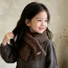 Cachecol infantil listrado para outono e inverno, aquecedor de pescoço listrado para meninas, protetor de pescoço quente de tricô de Ano Novo para bebês meninos