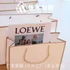 Sacola de papel de mão com logotipo impresso sacola de papel de mão para compras sacola de embalagem de roupas para loja de roupas sacola de presente sacola de papel para joias