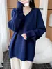 Colección Otoño 2026: Suéter Pulóver de Punto de Siete Agujas de Lana Pura, Engrosado, Cuello en V Oversize, de Longitud Media para Mujer, en Estilo Relajado