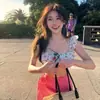 Traje de baño bikini de dos piezas con cerezas, estilo ins, impresionante, sexy y sofisticado, traje de baño con falda de cuadros rojos para la playa