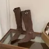 Botas de Piel con Punta Cuadrada Botas de Caballero Botas de Mujer 2025 Otoño e Invierno Nuevas Tacón Grueso Gamuza Marrón Botas Ajustadas