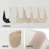 Nuevos calcetines tobilleros de seda helada y algodón para Primavera/Verano 2026 Calcetines invisibles Almohadillas para el antepié Zapatos de media caña Tacones Altos Atuendos de Verano