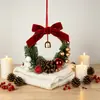 Adornos de Campanillas Pequeñas de Navidad, Decoración de Escena de Piña de Árbol de Navidad con Lazo de Terciopelo, Suministros Decorativos Pequeños Colgantes