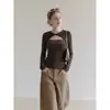 T-shirt Feminina Outono Forever21 Estilo Coreano Marrom Floral Torcido Gola Redonda Recorte Ombro Normal Manga Longa Slim Fit Top Valorizador