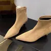 Nuevas botas cortas para mujer para primavera y otoño, de tacón alto, nuevas botas cortas blancas de punta fina y tacón medio, ajustadas