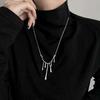 Collar de lava con forma de gota de agua para mujer, cadena de clavícula ligera de lujo con estilo hip hop, estilo frío y moderno, accesorios para chicas atractivas.