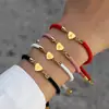 Pulseira Coração de 26 Letras Mais Vendida no Exterior com Contas de Cobre Banhadas a Ouro, Montagem Manual em Corda Vermelha, Preta, Rosa, Formato de Coração, Multicolorida, em Estoque