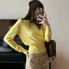 Blusa de tricô feminina com gola redonda, acinturada, de puxar, manga longa, novo estilo primavera/outono, slim fit, estilosa, casual, na cor branca
