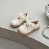 Moda 2026 Primavera e Outono Doce Elegante Gaze Fina Decoração de Laço Estilo Britânico para Meninas Sapatos Escolares Quadrados Brilhantes de Couro Tendência